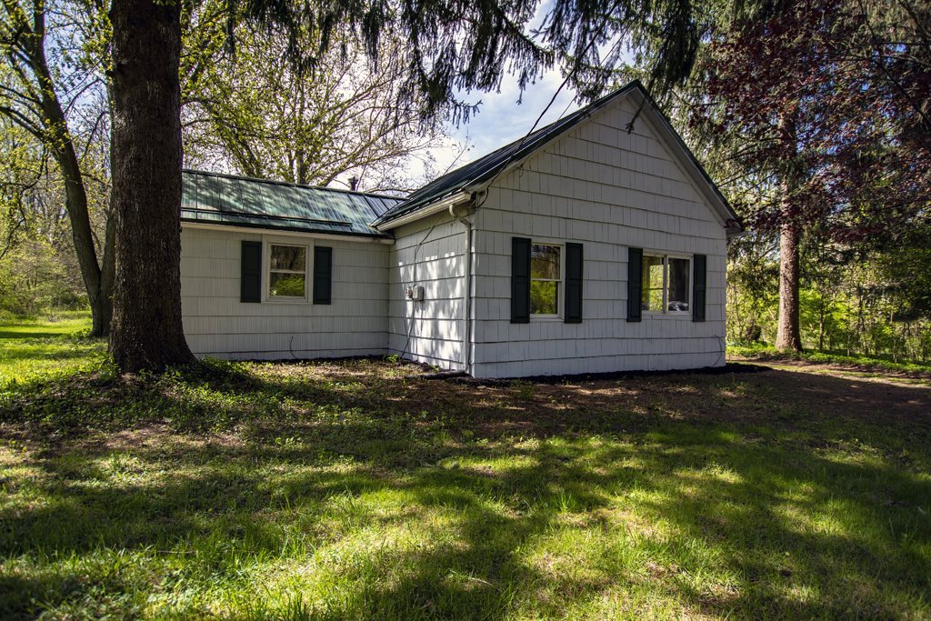 21272 Roosevelt Road South Bend, IN 46614 - Photo 1 of 18
