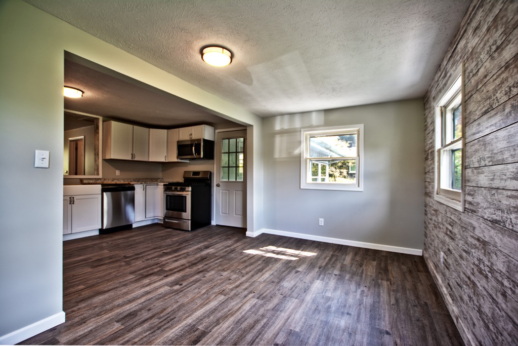 21272 Roosevelt Road South Bend, IN 46614 - Photo 5 of 18