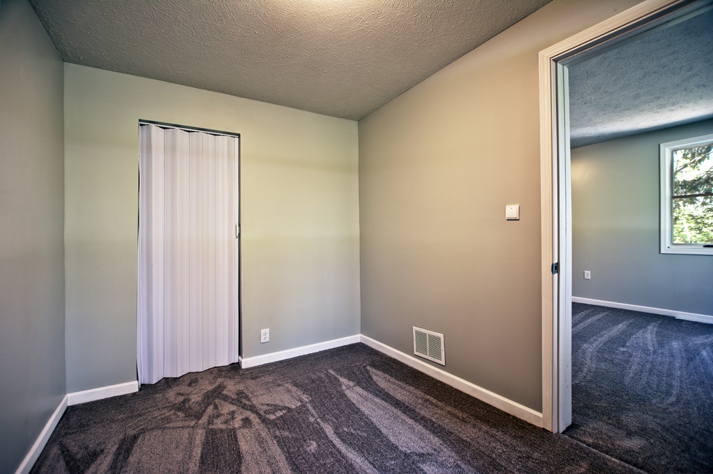 21272 Roosevelt Road South Bend, IN 46614 - Photo 8 of 18