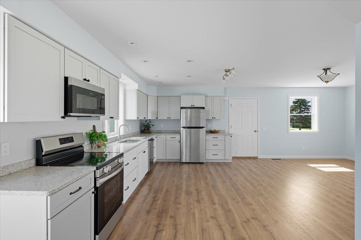 4733 Maquam Shore Road St. Albans Town, VT 05488 - Photo 10 of 60 Gallery Image 10