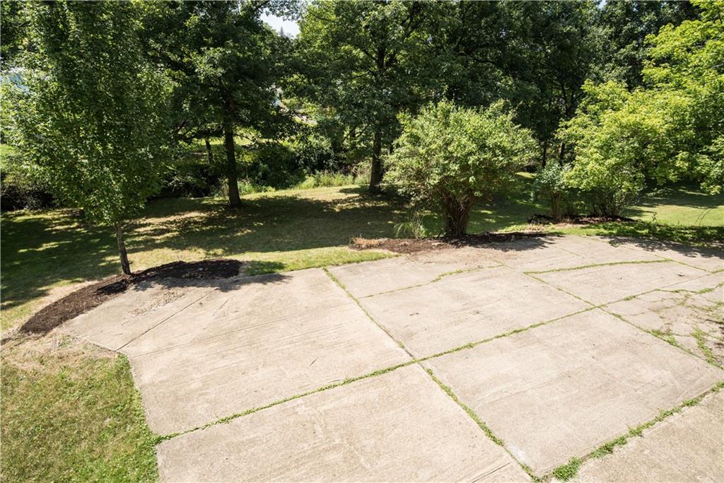 8273 Thompson Run Road Pittsburgh, PA 15237 - Photo 22 of 24 Gallery Image 22