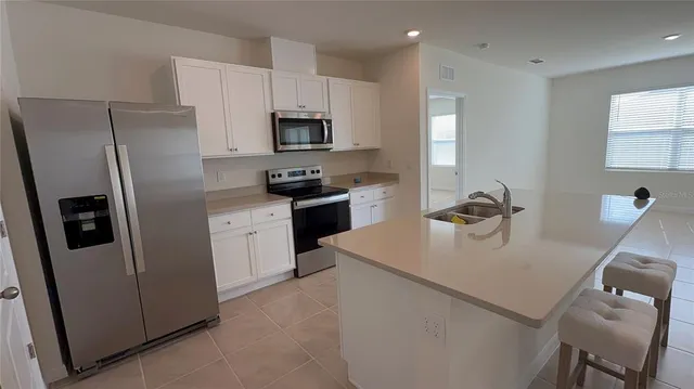 $1,850 | 504 Taylor Grvs Street, Lake Wales, FL 33898