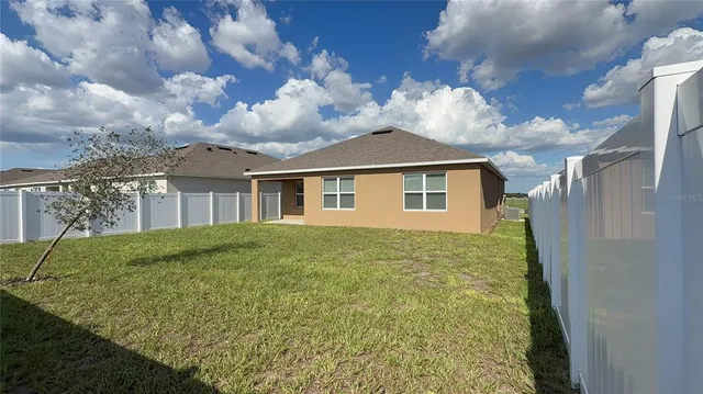 $1,850 | 504 Taylor Grvs Street, Lake Wales, FL 33898