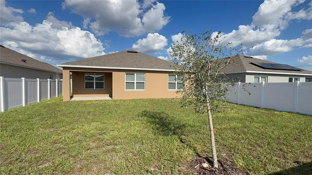 $1,850 | 504 Taylor Grvs Street, Lake Wales, FL 33898