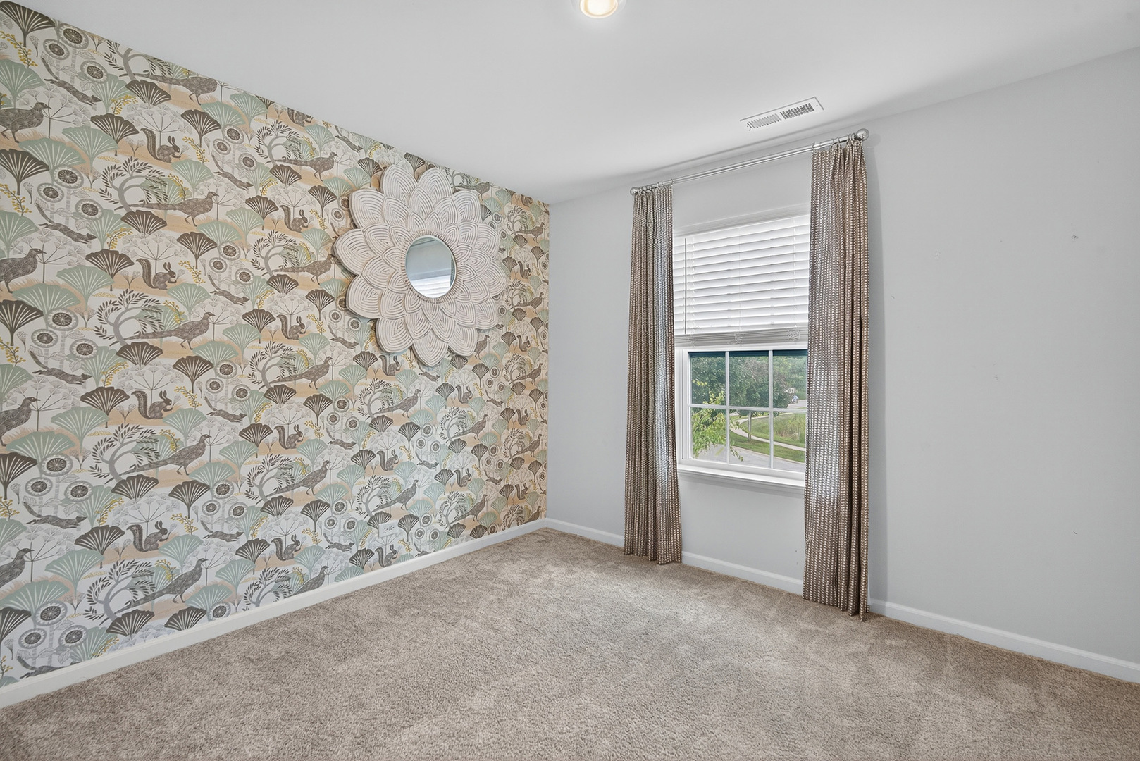 1001 North Draper Road McHenry, IL 60050 - Photo 14 of 22