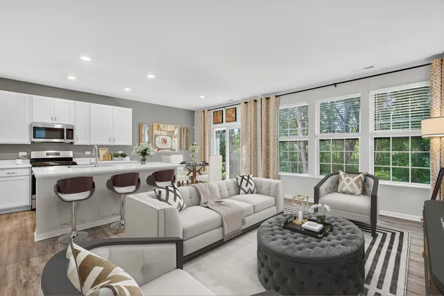 $315,000 | 1001 North Draper Road, McHenry, IL 60050