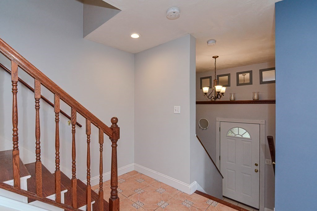 9 A Ansonia Road, Unit 1A LEFT Worcester, MA 01605 - Photo 19 of 29 Gallery Image 19