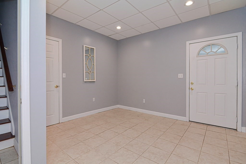 9 A Ansonia Road, Unit 1A LEFT Worcester, MA 01605 - Photo 21 of 29 Gallery Image 21