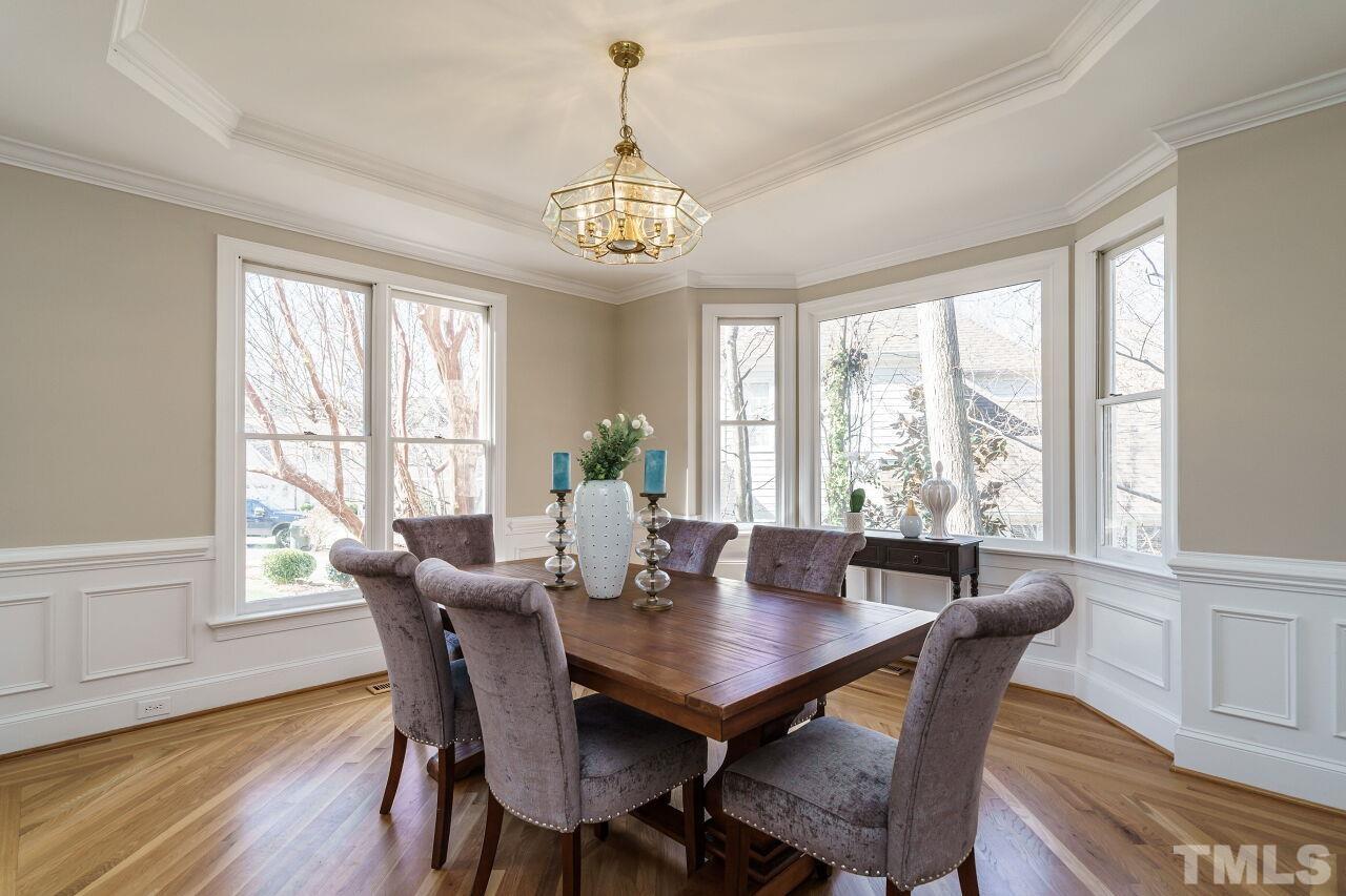 7920 Sutcliffe Drive Raleigh, NC 27613 - Photo 3 of 37 Stunning room with plenty of natural light