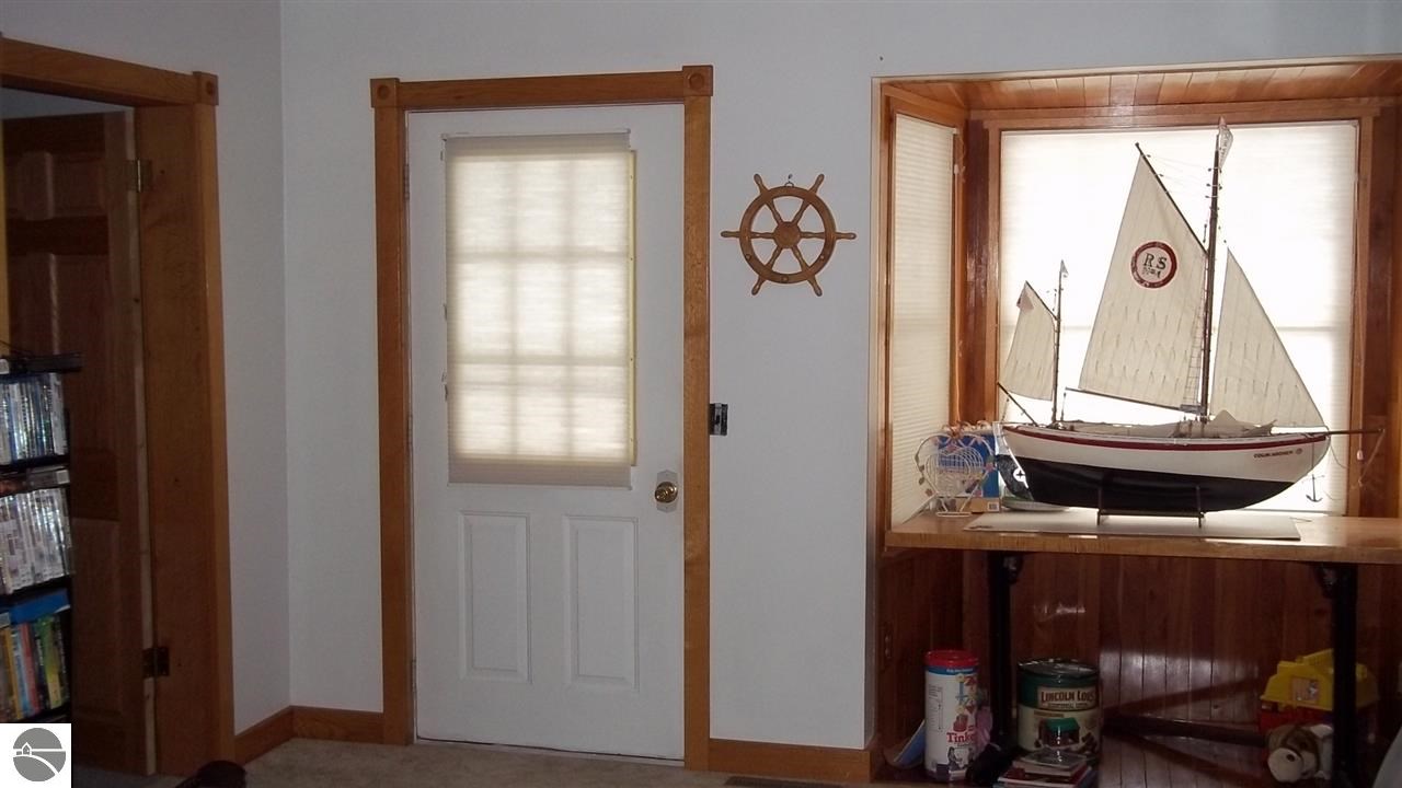 4548 Alabaster Road Turner, MI 48765 - Photo 12 of 20 1794535-11.JPG