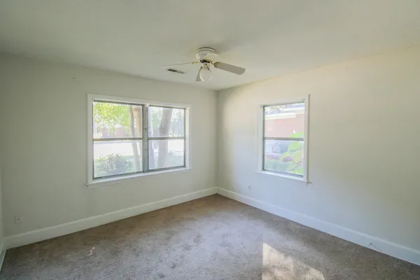 $2,200 | 2104 Maybank Highway, Charleston, SC 29412