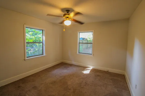 $2,200 | 2104 Maybank Highway, Charleston, SC 29412