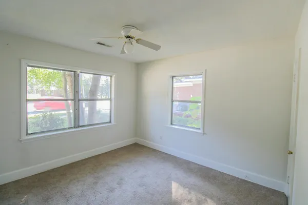 $2,200 | 2104 Maybank Highway, Charleston, SC 29412