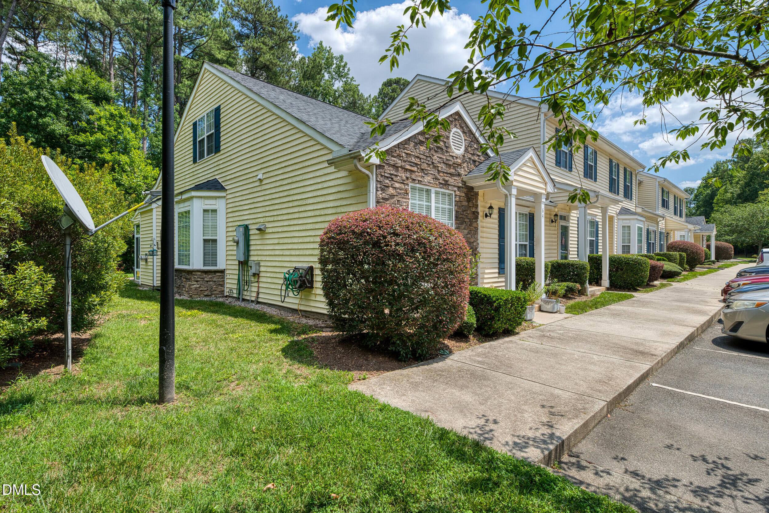 844 Horton Road Durham, NC 27704 - Photo 2 of 24 2 -844 horton rd 64, exterior