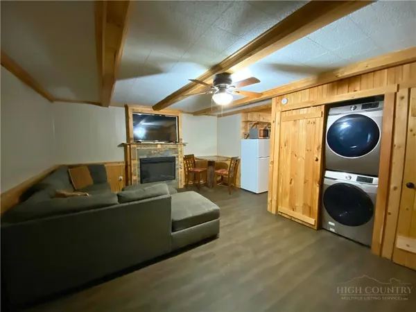 $1,200 | 143 Ridge Crest Drive, West Jefferson, NC 28694