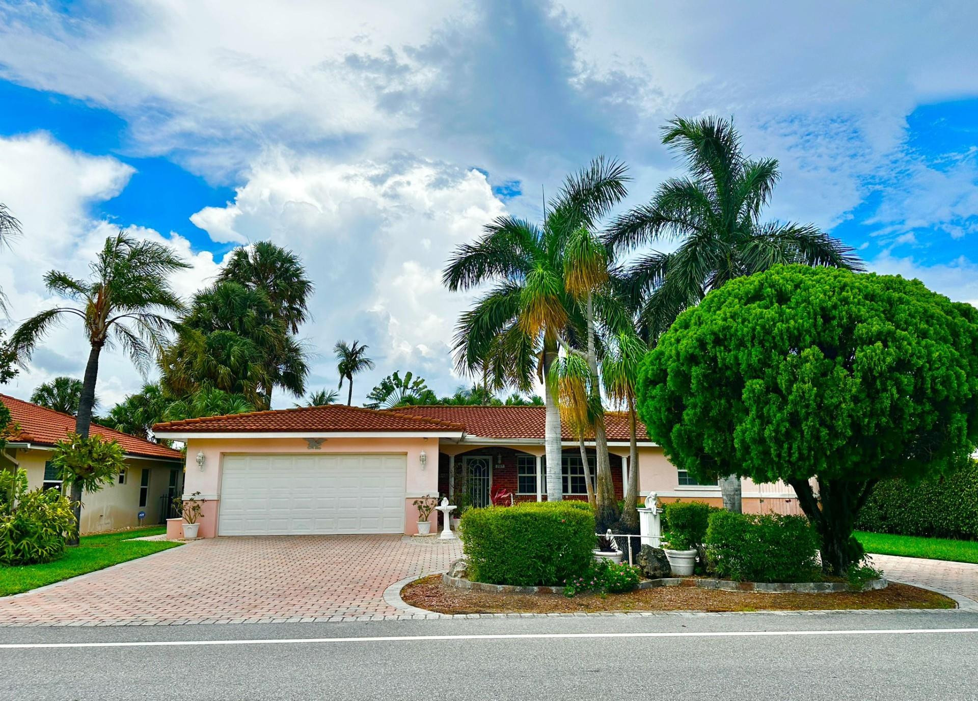 307 Bamboo Road Palm Beach Shores, FL 33404 - Photo 1 of 29 Photo 1