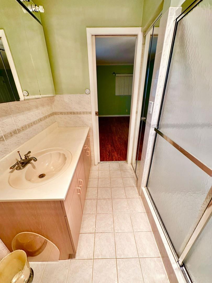307 Bamboo Road Palm Beach Shores, FL 33404 - Photo 12 of 29 Photo 13