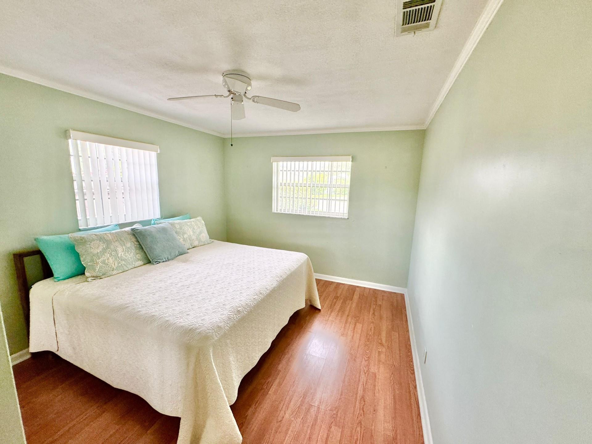 307 Bamboo Road Palm Beach Shores, FL 33404 - Photo 15 of 29 Photo 16