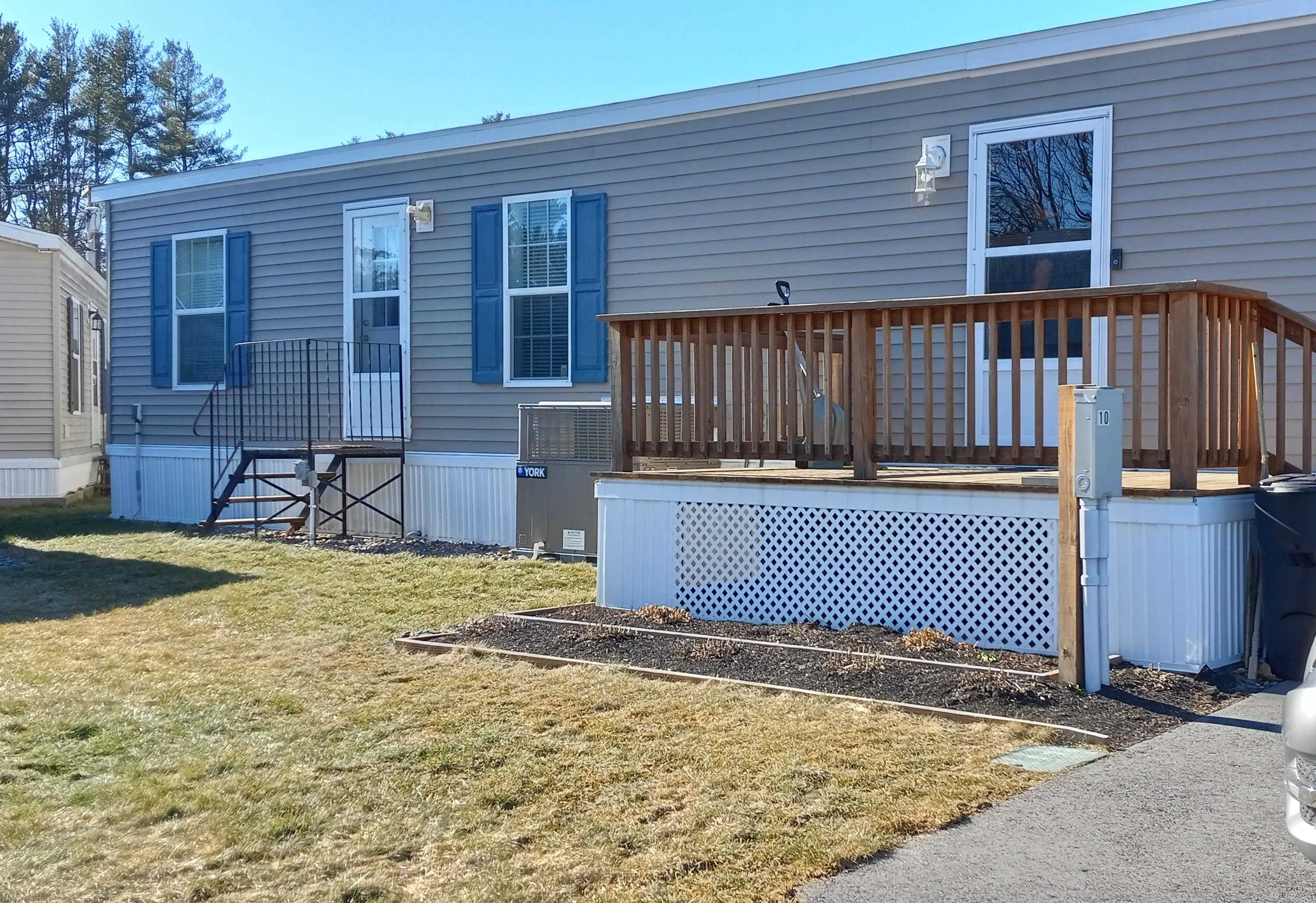 10 1st Street Exeter, NH 03833 - Photo 1 of 9 Gallery Image 1