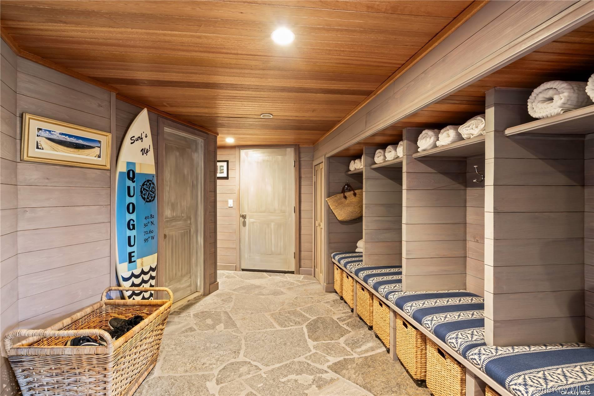 174 Dune Road Quogue, NY 11959 - Photo 30 of 35