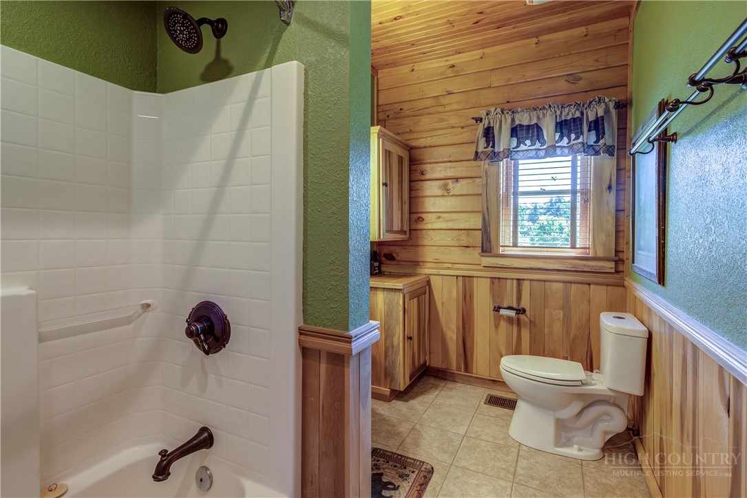 52 Hackett Gragg Road Newland, NC 28657 - Photo 36 of 47 Gallery Image 36