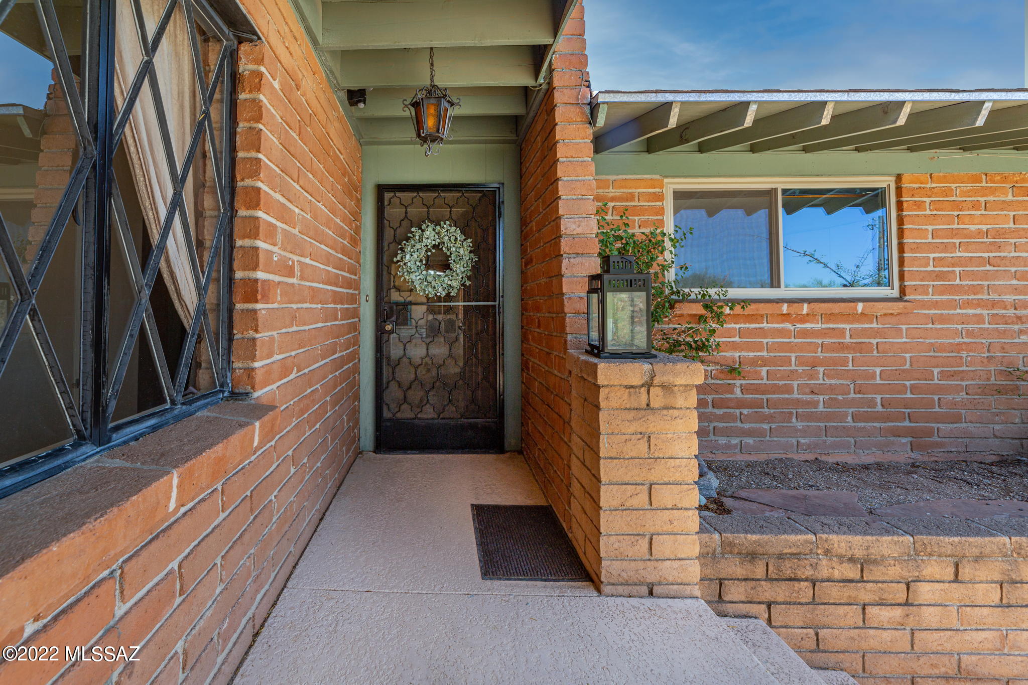 4043 North Pontatoc Road Tucson, AZ 85718 - Photo 3 of 42
