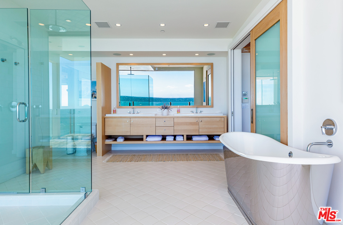 25160 Malibu Road Malibu, CA 90265 - Photo 17 of 30