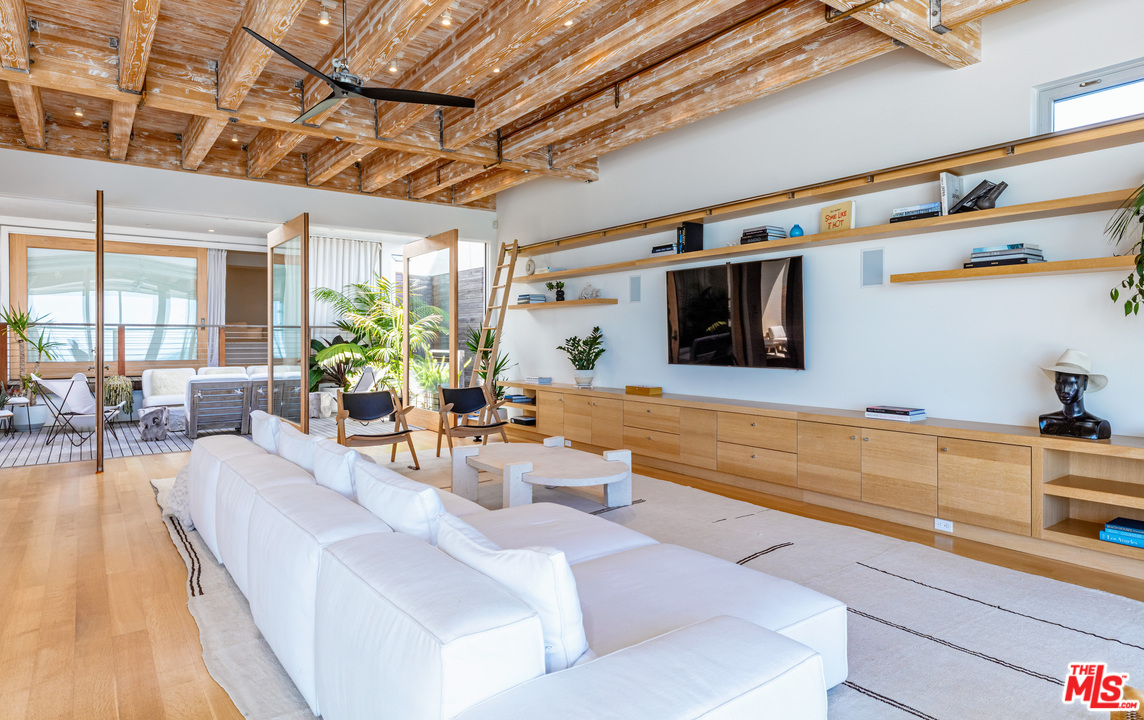 25160 Malibu Road Malibu, CA 90265 - Photo 7 of 30