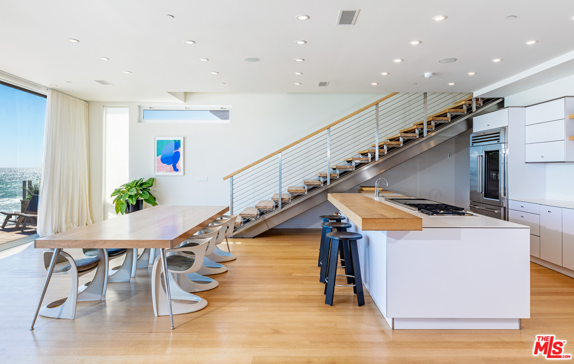 25160 Malibu Road Malibu, CA 90265 - Photo 8 of 30