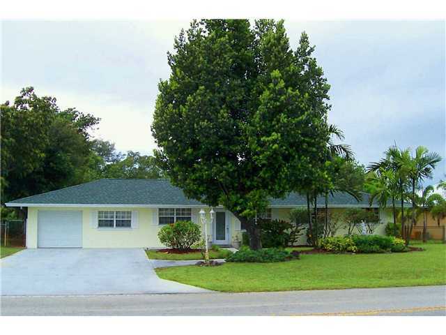 6931 High Ridge Road Lake Worth, FL 33462 - Photo 1 of 25 Primary Photo