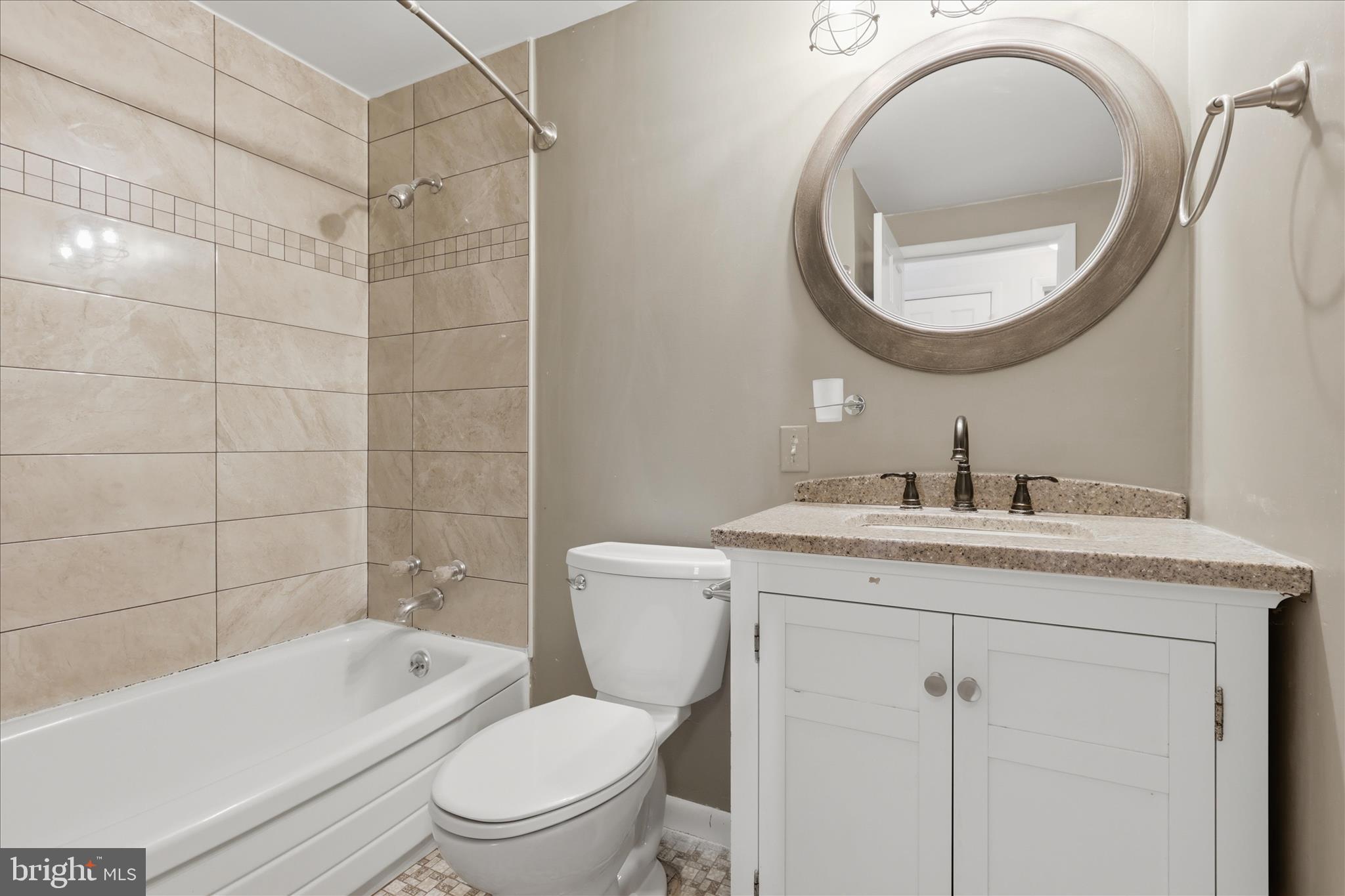 294 Pinoak Drive Frederick, MD 21701 - Photo 11 of 31 IMG_4209