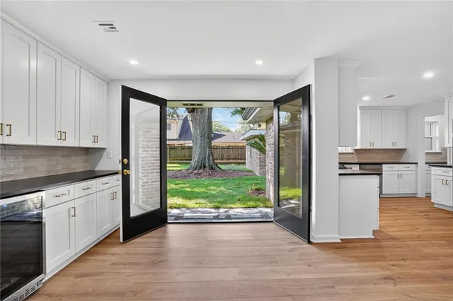 $725,000 | 10120 Idlewood Place, River Ridge, LA 70123