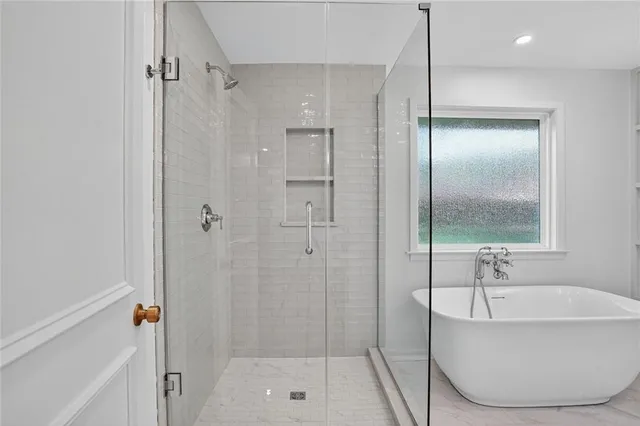 $725,000 | 10120 Idlewood Place, River Ridge, LA 70123