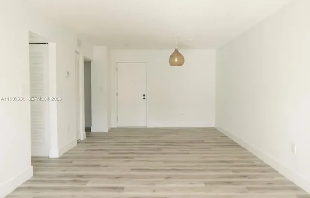 $1,900 | 8287 Southwest 128th Street, Unit 210, Pinecrest, FL 33156
