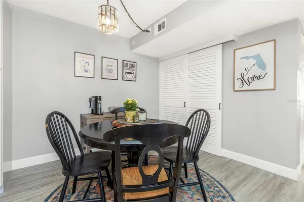 $229,900 | 3323 Crystal Court East, Unit B, Palm Harbor, FL 34685