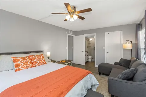 $229,900 | 3323 Crystal Court East, Unit B, Palm Harbor, FL 34685