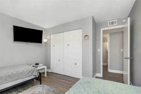 $229,900 | 3323 Crystal Court East, Unit B, Palm Harbor, FL 34685
