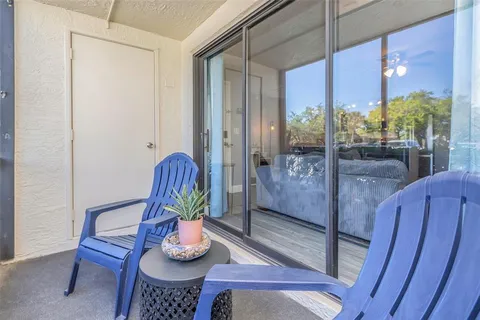 $229,900 | 3323 Crystal Court East, Unit B, Palm Harbor, FL 34685
