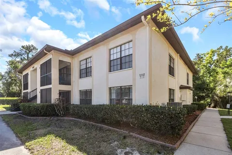 $229,900 | 3323 Crystal Court East, Unit B, Palm Harbor, FL 34685