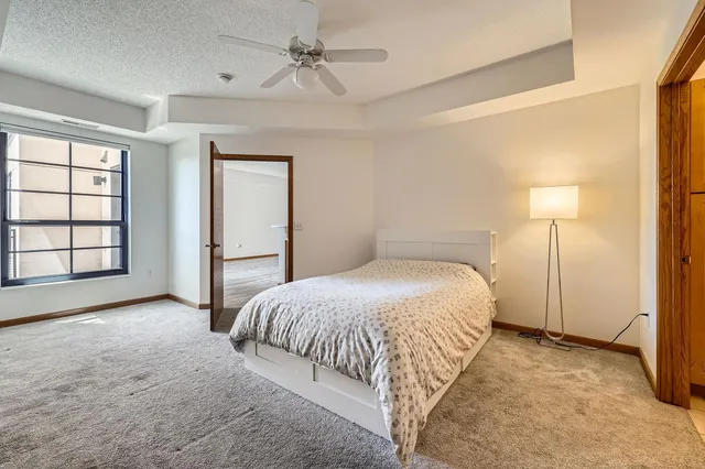 $219,900 | 820 Emerald Street Southeast, Unit 402, St. Paul, MN 55114