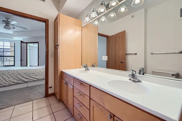 $219,900 | 820 Emerald Street Southeast, Unit 402, St. Paul, MN 55114