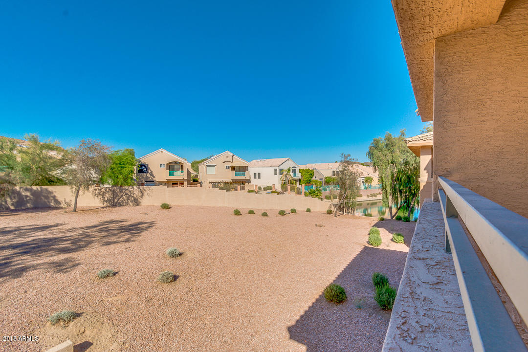 16013 South Desert Foothills Parkway, Unit 2090 Phoenix, AZ 85048 - Photo 31 of 43 a view of a walk in closet