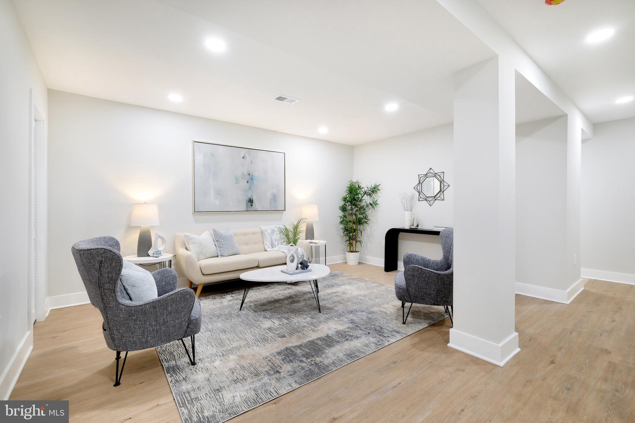 21 16th Street Southeast Washington, DC 20003 - Photo 26 of 37