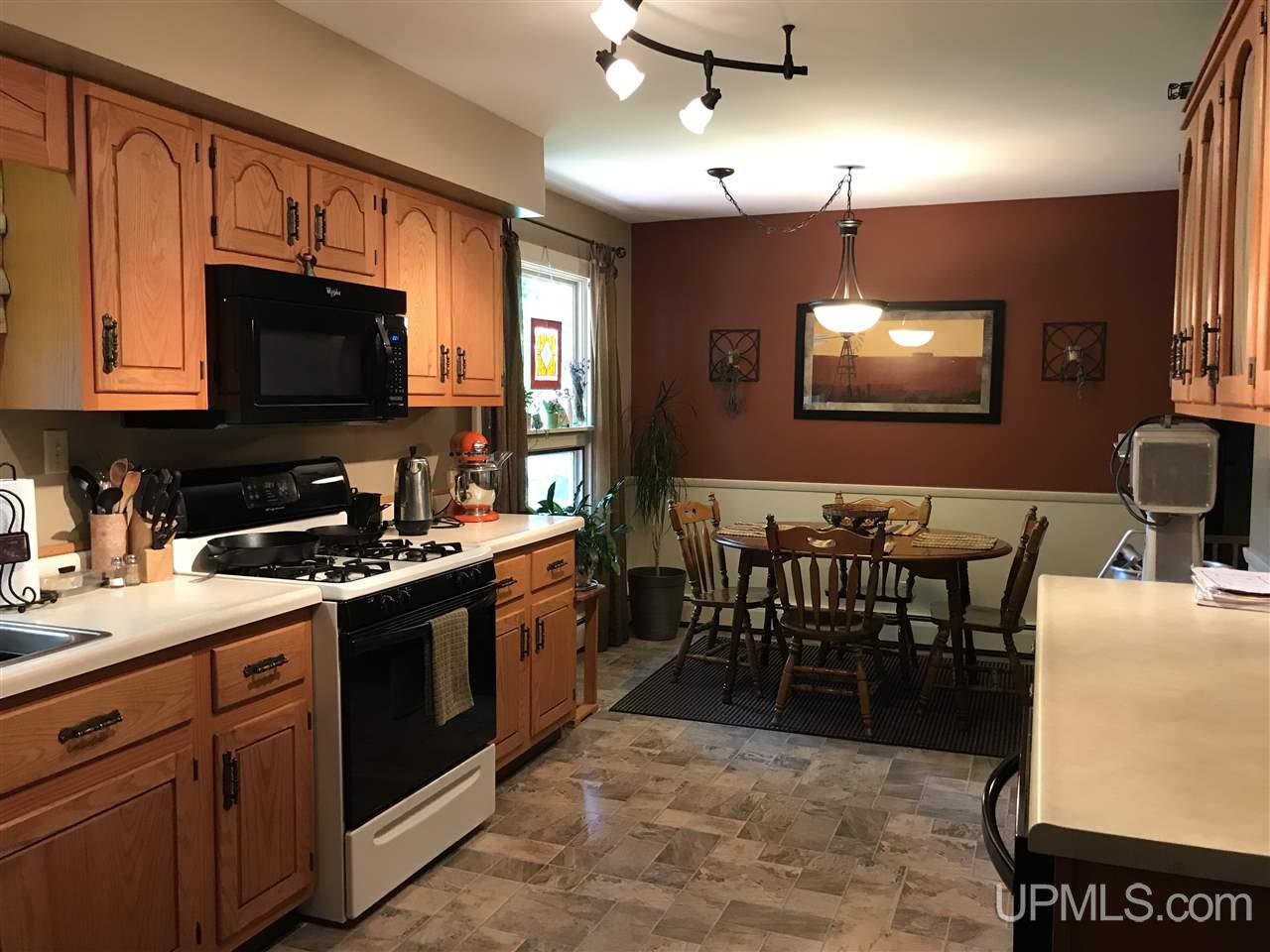 723 5th Street L'Anse, MI 49946 - Photo 2 of 31