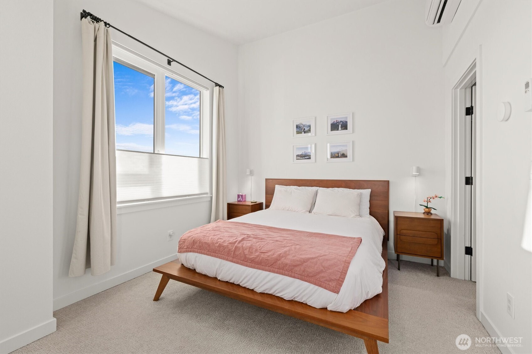 4203 Southwest Raymond Street Seattle, WA 98136 - Photo 17 of 40