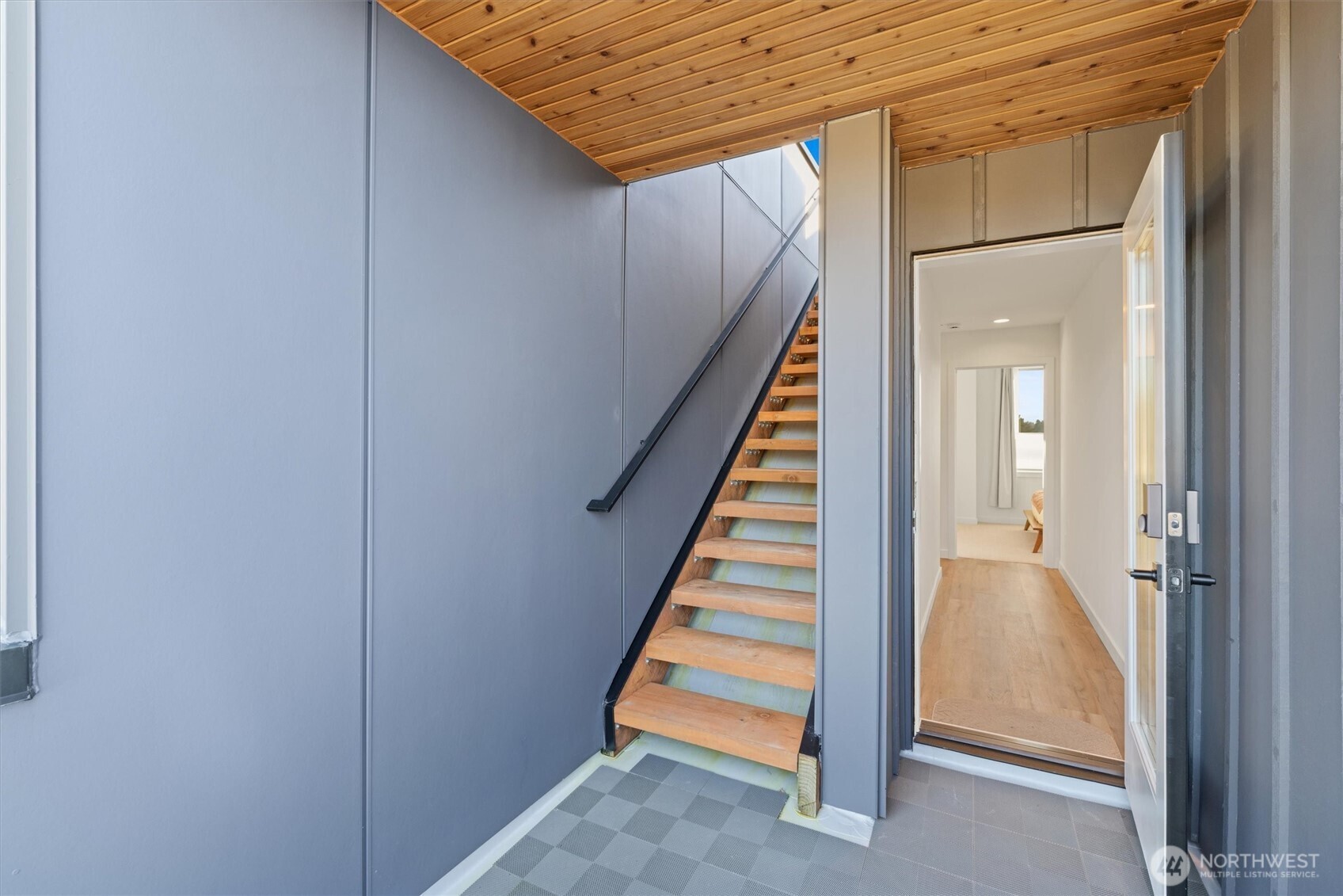 4203 Southwest Raymond Street Seattle, WA 98136 - Photo 30 of 40