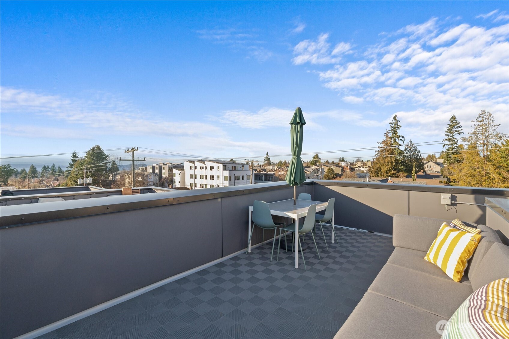 4203 Southwest Raymond Street Seattle, WA 98136 - Photo 32 of 40