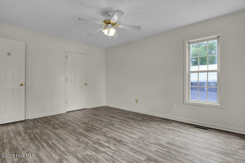 1372 East Boiling Spring Road Southport, NC 28461 - Photo 18 of 36 012_p1899153_895