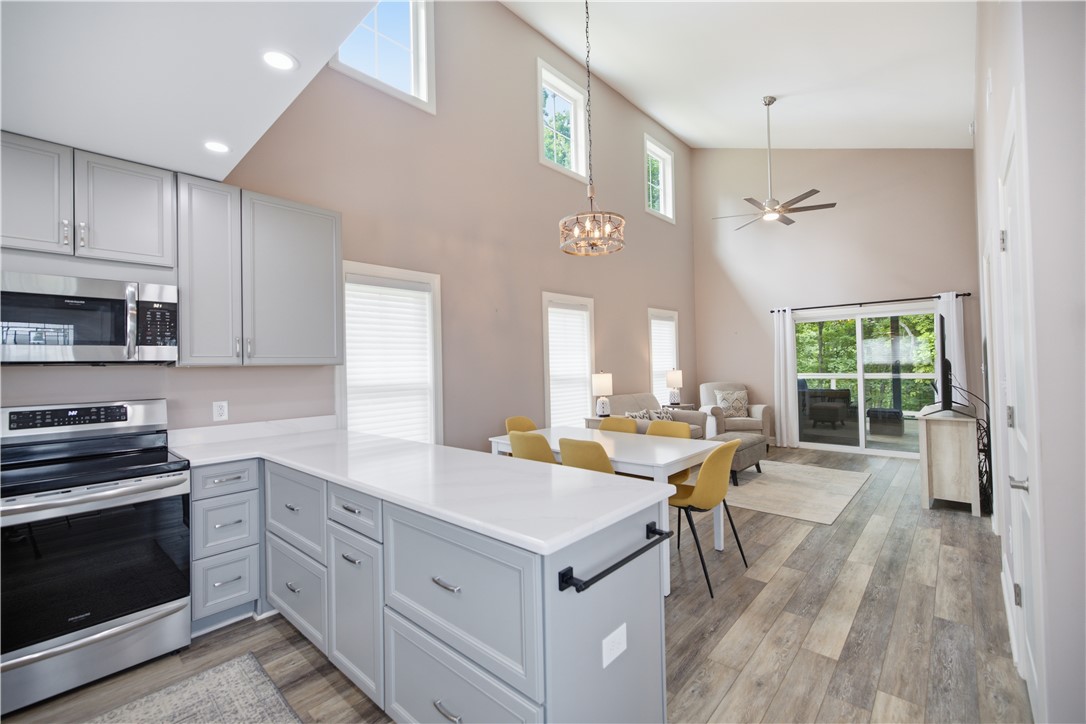 106 Jarrett Road Anderson, SC 29626 - Photo 9 of 29 Lots of Natural Light!