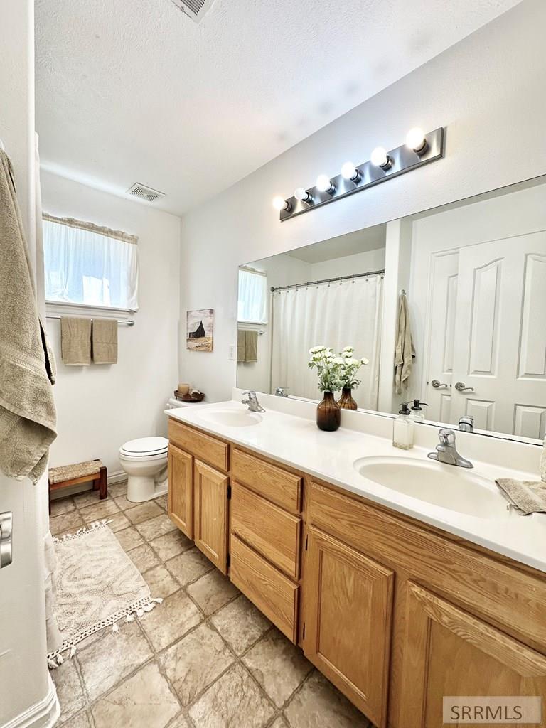 880 Liberty Lane Rexburg, ID 83440 - Photo 32 of 55